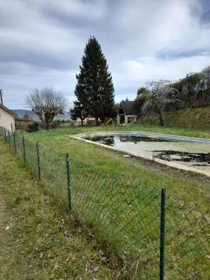 Maison Dans Ecrin De Verdure En Perigord Noir Saint-Cyprien  Exteriér fotografie