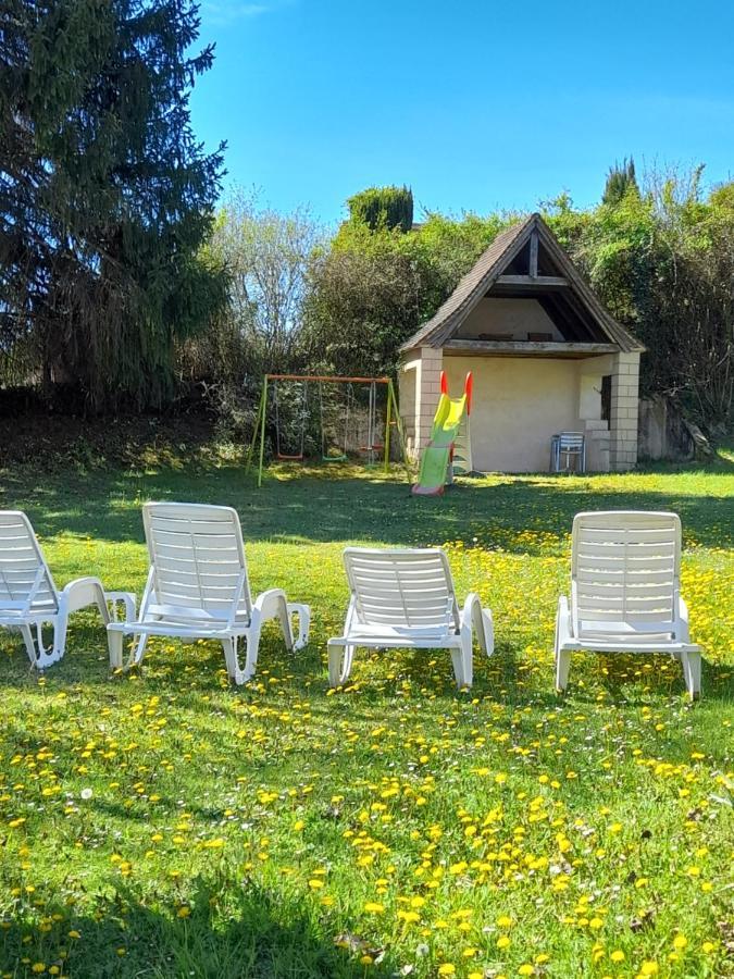 Maison Dans Ecrin De Verdure En Perigord Noir Saint-Cyprien  Exteriér fotografie